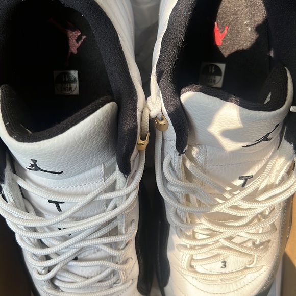 Jordan 12 Retro Low Taxis - Picture 4 of 5